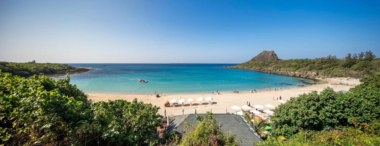 Caesar Park Hotel Кеньдін Екстер'єр фото View of the beach